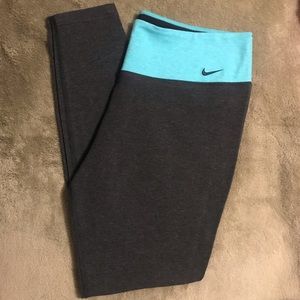 XL Nike DriFit Leggings